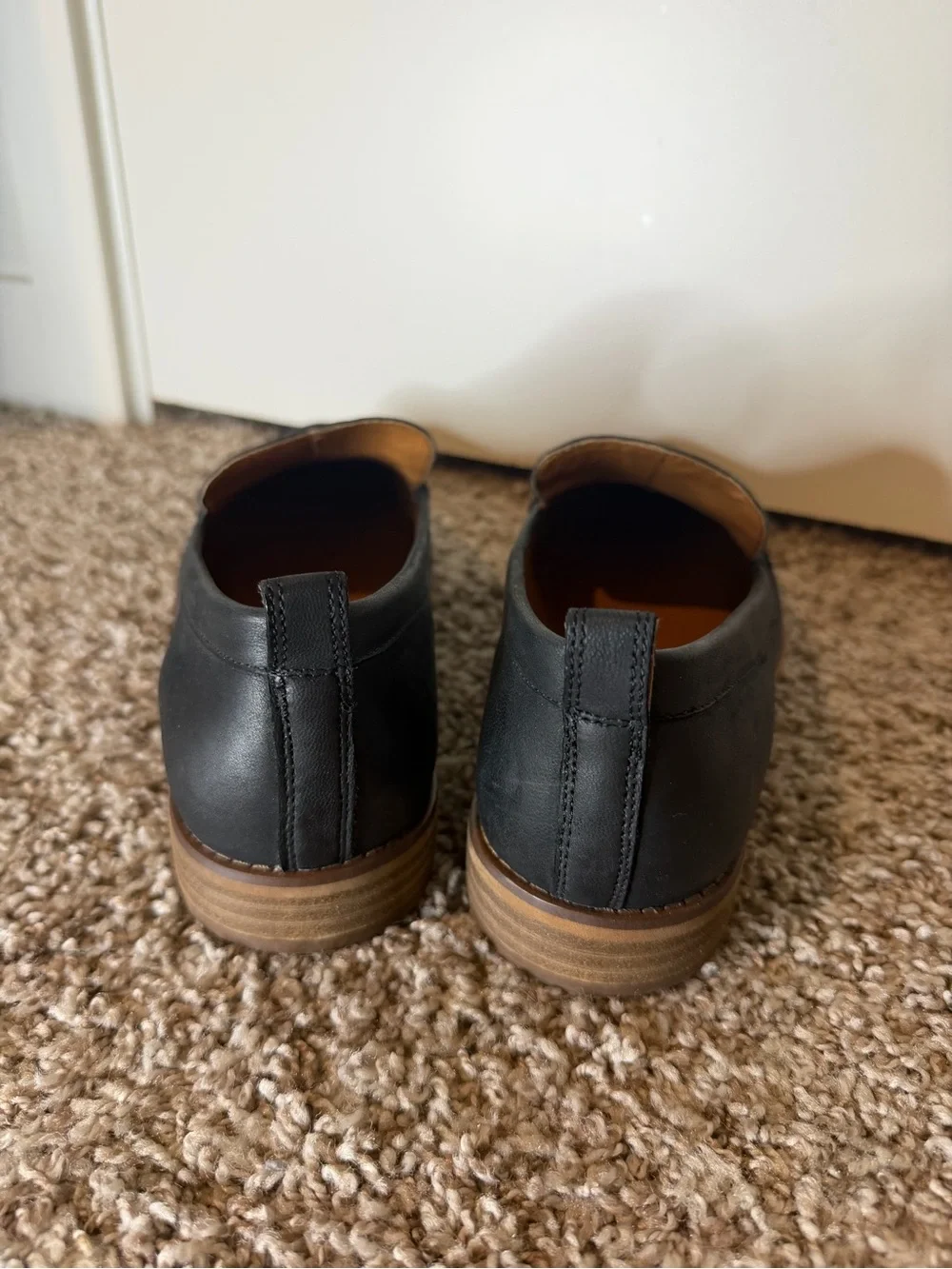 Lucky Brand Women’s Black Leather Slip-On Loafers